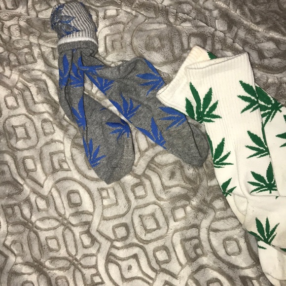 BUNDLE - Picture 3 of 3